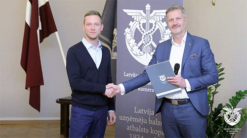 SIA DORFMANA SERVISS ir kļuvis par pilntiesīgu Latvijas Tirdzniecības un Rūpniecības Kameras (LTRK) biedru. Esam gatavi jaunām sadarbībām un iespējām.